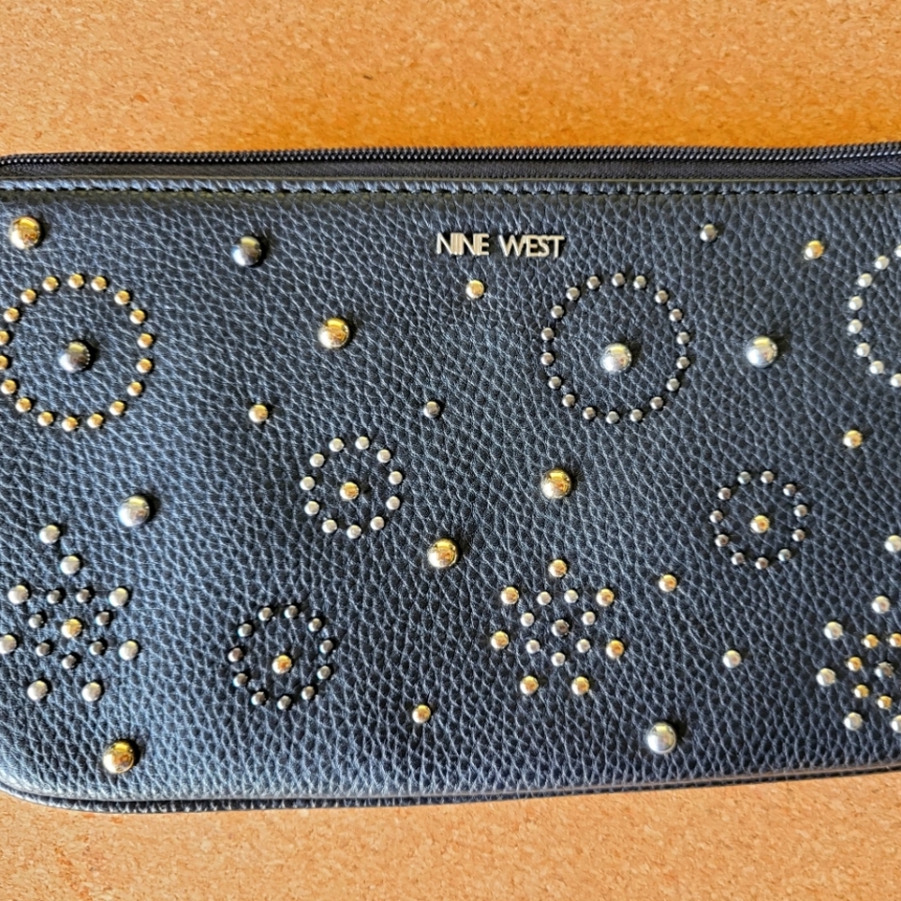 Clutch purse